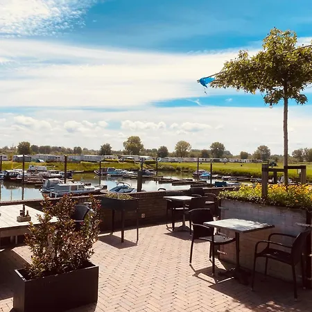 Bell Tent Aan De Haven