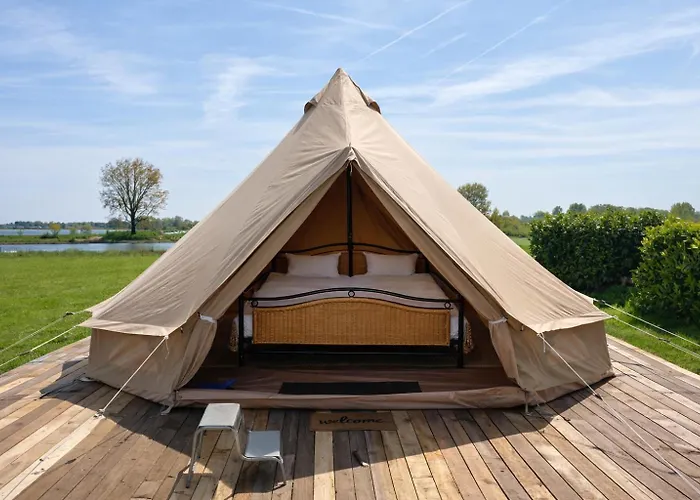 Bell Tent Aan De Haven 豪华帐篷 Heerewaarden