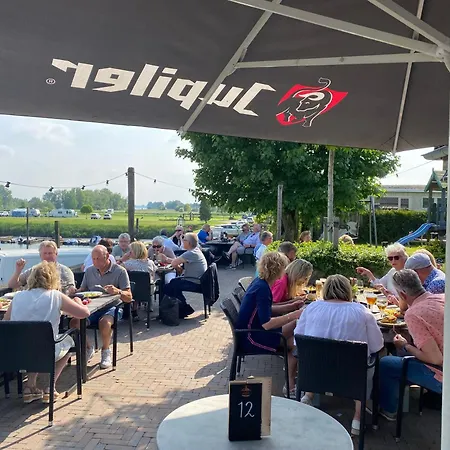 Bell Tent Aan De Haven 豪华帐篷 Heerewaarden