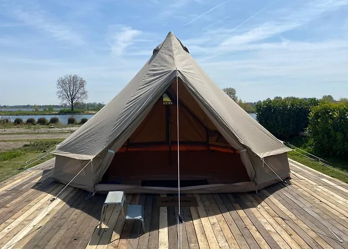 Bell Tent Aan De Haven Heerewaarden